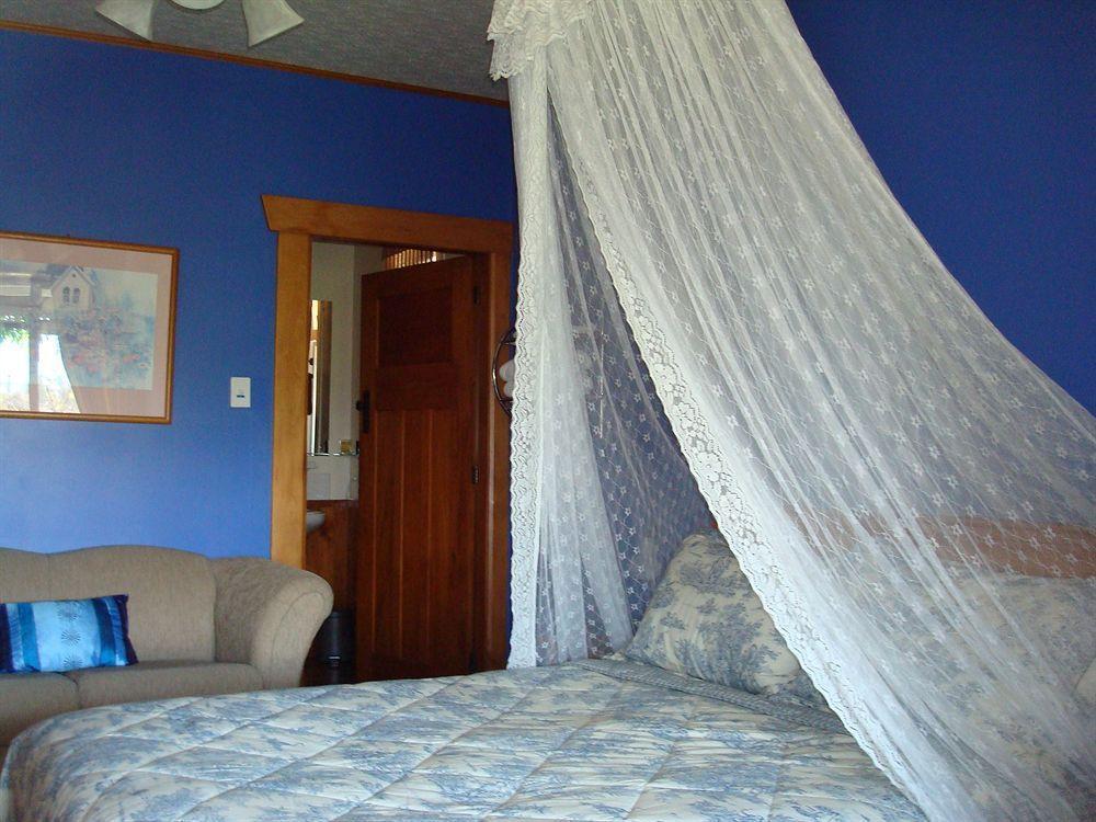 Olde Mill House B&B & Bike2Wine Cycle Hire 렌윅 외부 사진