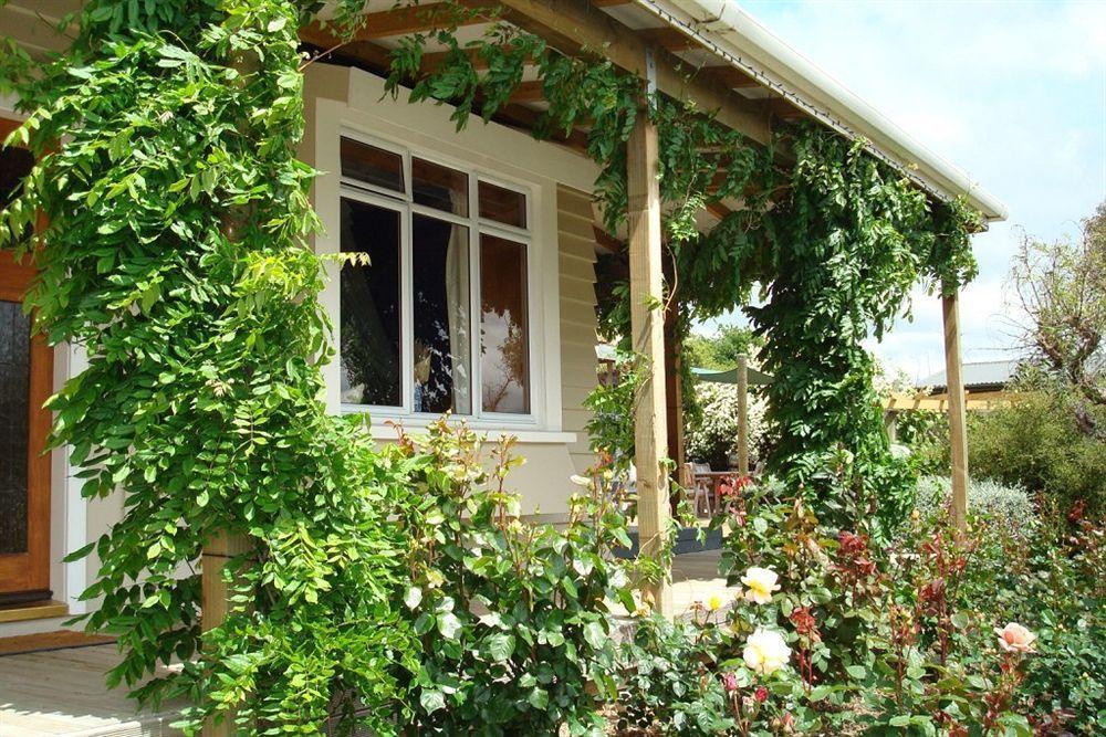 Olde Mill House B&B & Bike2Wine Cycle Hire 렌윅 외부 사진