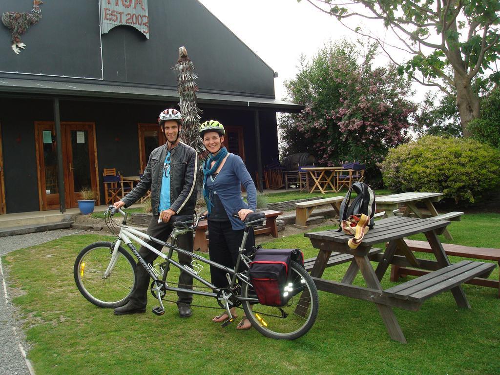 Olde Mill House B&B & Bike2Wine Cycle Hire 렌윅 외부 사진