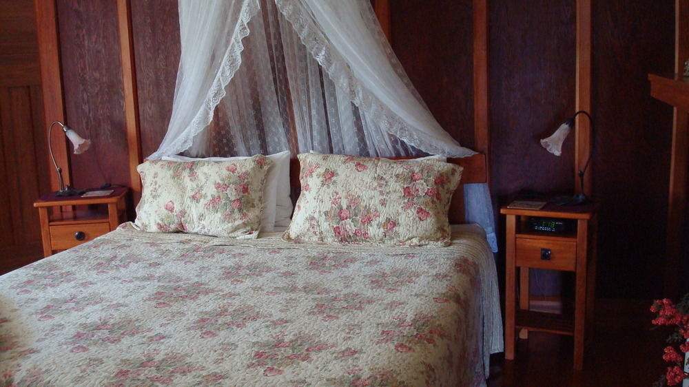 Olde Mill House B&B & Bike2Wine Cycle Hire 렌윅 외부 사진
