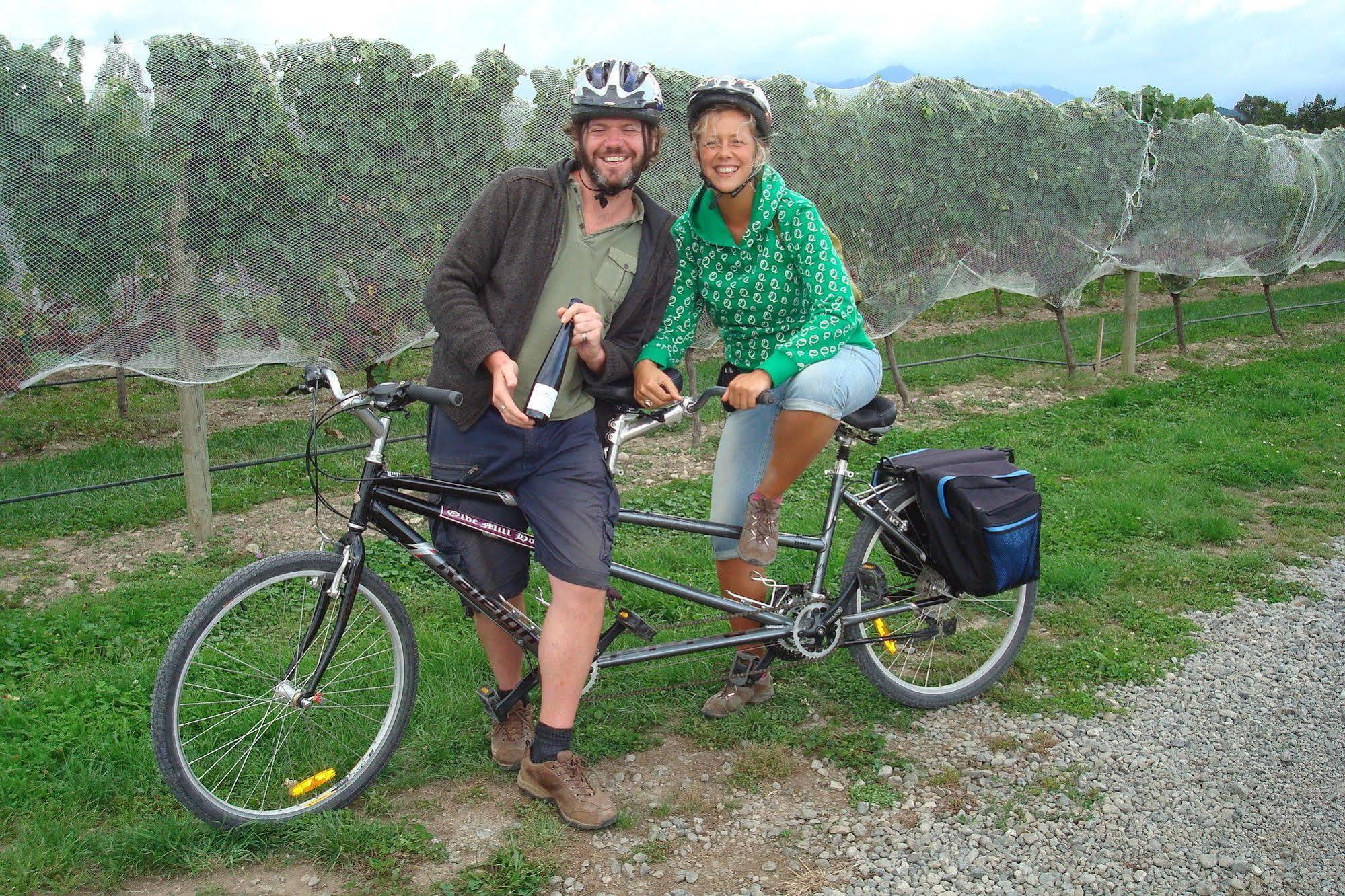 Olde Mill House B&B & Bike2Wine Cycle Hire 렌윅 외부 사진
